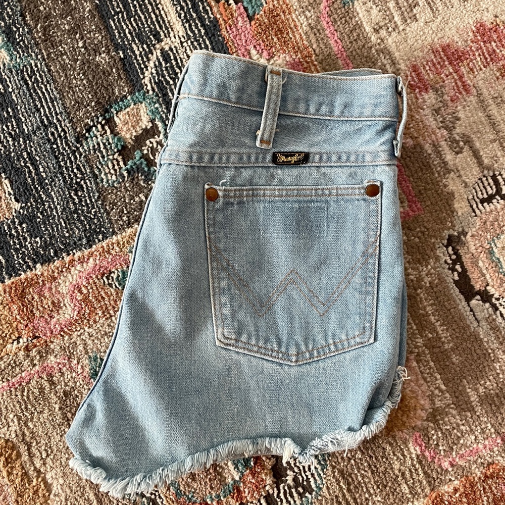 Wrangler cut off shorts